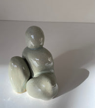 Load image into Gallery viewer, Seated Sculpture - Glazier
